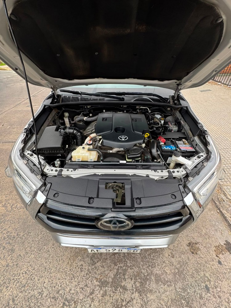 Toyota Hilux SRX 2.8 CD, 4x4 at — foto 8